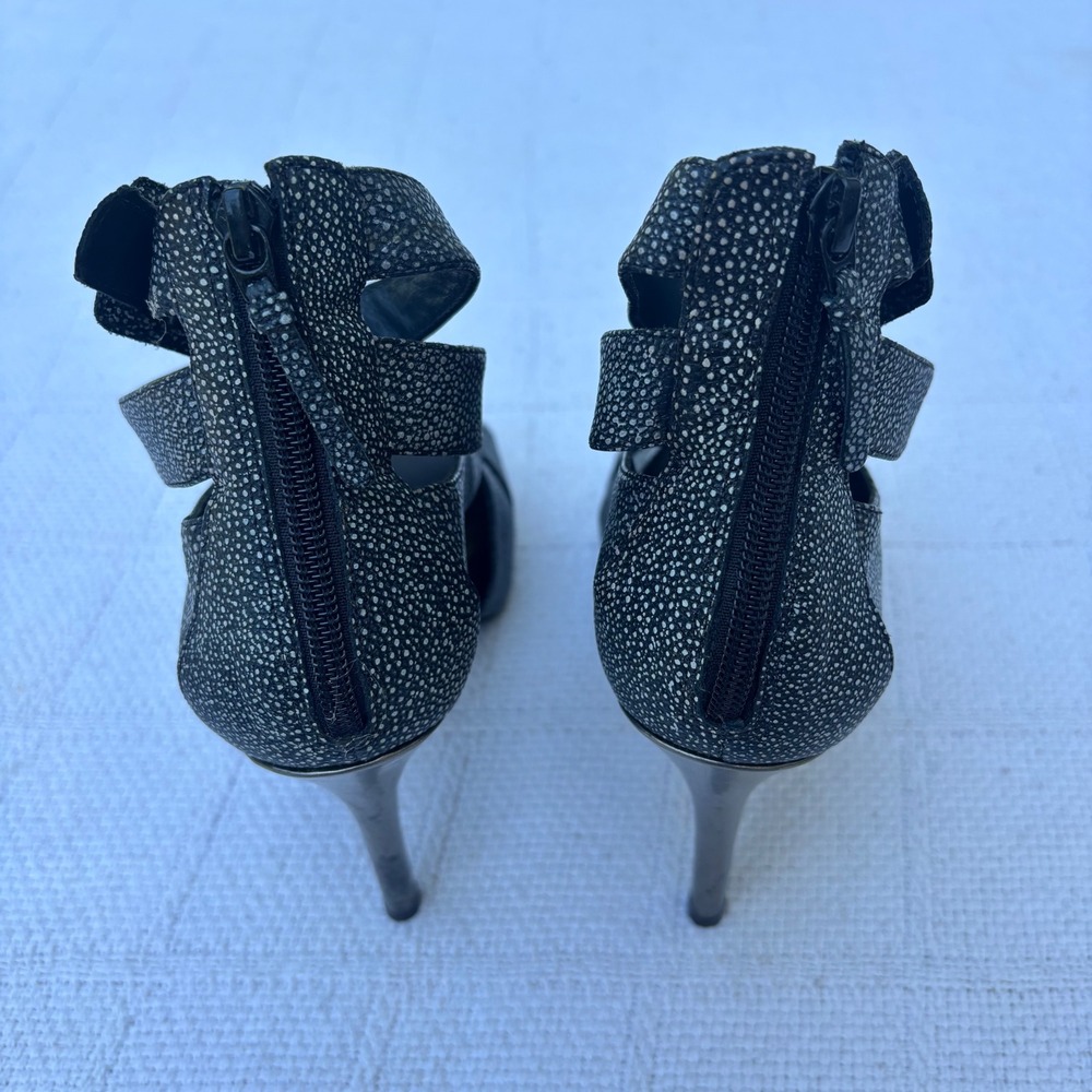 Women's 7.5B BCBGMAXAZRIA Strappy Peep Toe Chunky Platform Clubbing Heels - Picture 4 of 8